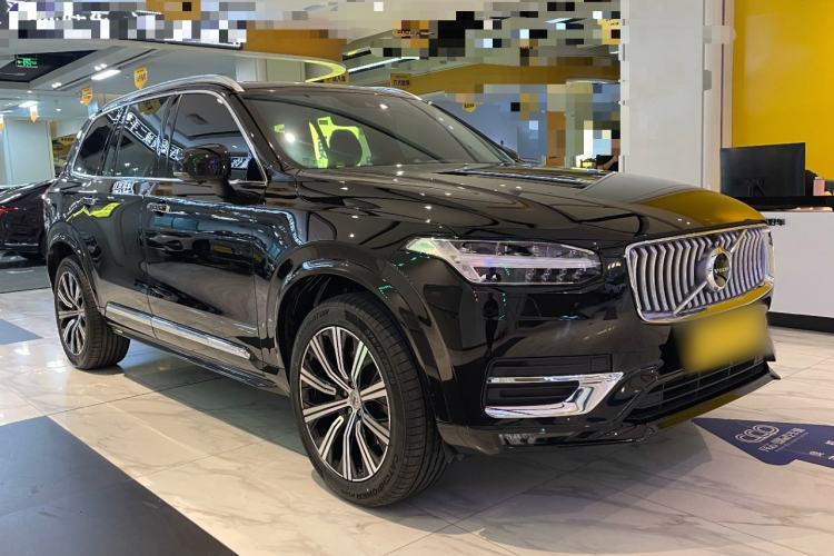 Used Volvo XC90 2020 Facelifted T6 Zhiyi Luxury 7-Seater Front Right 45 Deg