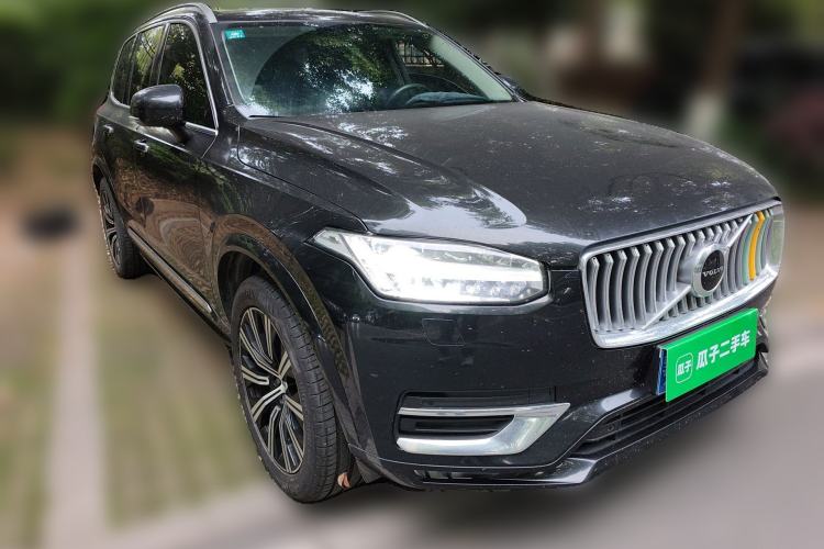 Used Volvo XC90 2020 T6 Zhiyi Luxury 7-Seater Front Right 45 Deg