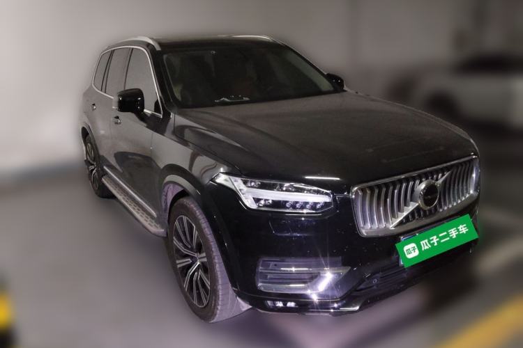 Used Volvo XC90 2020 T6 Zhiyi Luxury 7-Seater Front Right 45 Deg