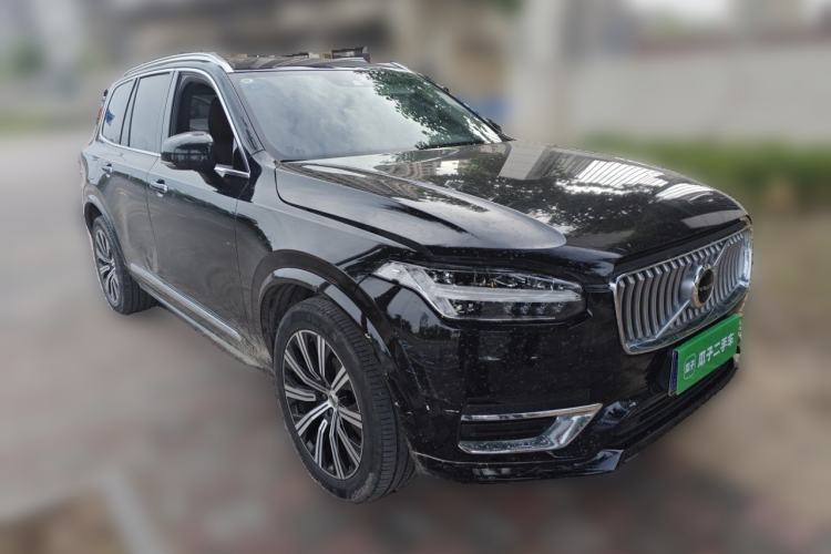 Used Volvo XC90 2020 T6 Zhiyi Luxury 7-Seater Front Right 45 Deg