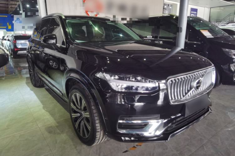 Used Volvo XC90 2020 T6 Zhiya Luxury 7-Seater Front Right 45 Deg