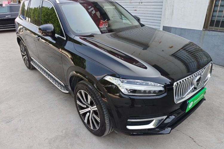 Used Volvo XC90 2020 Facelifted T6 Zhiyi Luxury 7-Seater Front Right 45 Deg