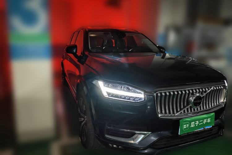 Used Volvo XC90 2020 T6 Zhiya Luxury 7-Seater Front Right 45 Deg