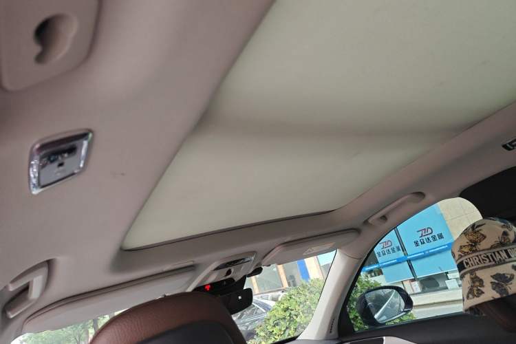 Used Volvo XC90 2020 T5 SmartDrive Luxury 7-Seater Headliner