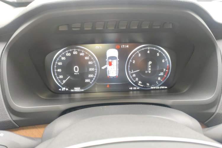 Used Volvo XC90 2020 T6 Zhiyi Luxury 7-Seater Instrument Cluster