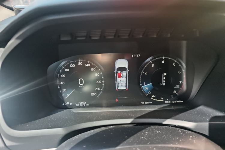 Used Volvo XC90 2020 T5 SmartDrive Luxury 7-Seater Instrument Cluster