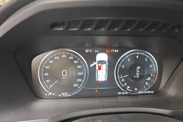 Used Volvo XC90 2020 T5 SmartDrive Luxury 7-Seater Instrument Cluster