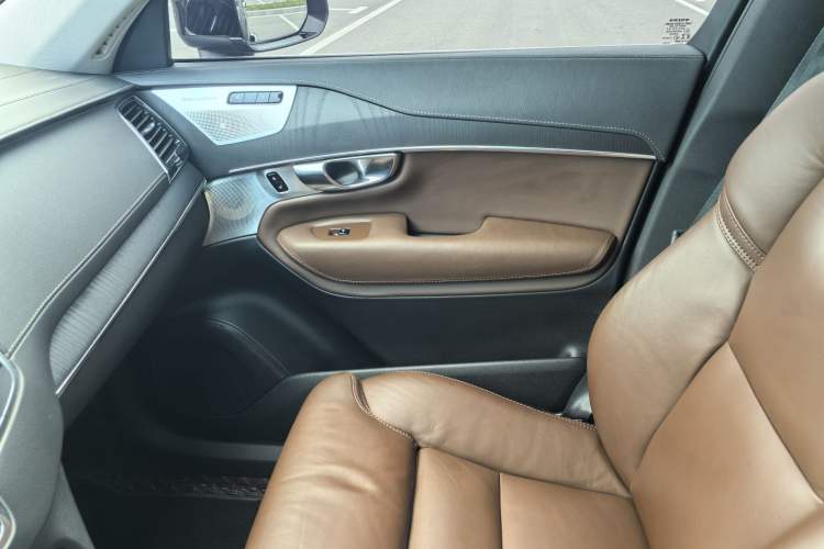 Used Volvo XC90 2020 Facelifted T6 Zhiya Luxury 7-Seater Interior 3