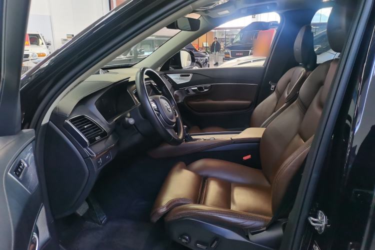 Used Volvo XC90 2020 Facelifted T6 Zhiya Luxury 7-Seater Interior 4