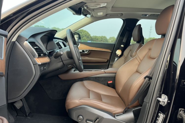 Used Volvo XC90 2020 T6 Zhiyi Luxury 7-Seater Interior 4