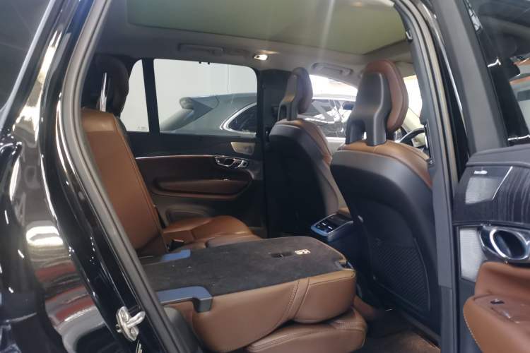 Used Volvo XC90 2020 Facelifted T6 Zhiya Luxury 7-Seater Interior 7