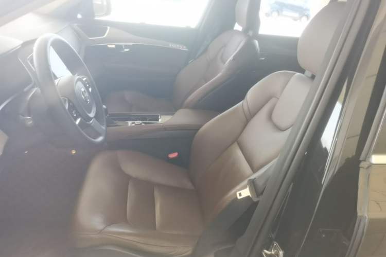 Used Volvo XC90 2020 T5 SmartDrive Luxury 7-Seater Left Front Seat
