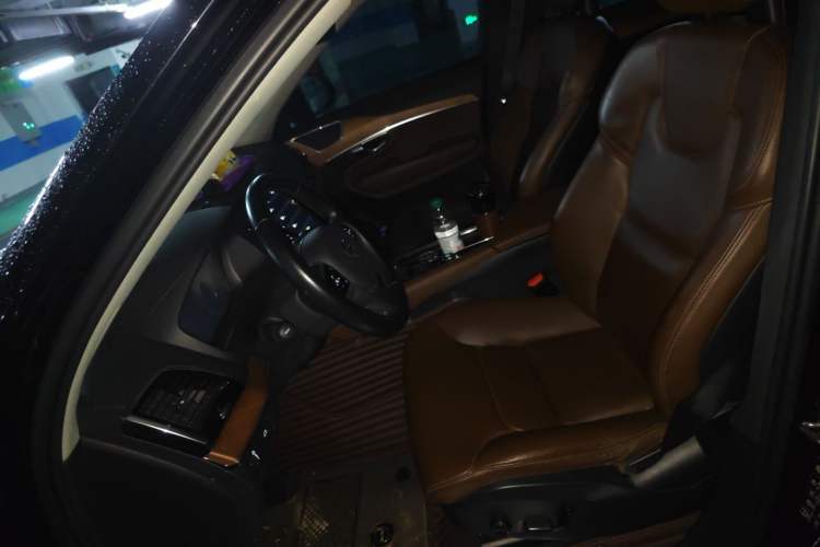 Used Volvo XC90 2020 T6 Zhiyi Luxury 7-Seater Left Front Seat