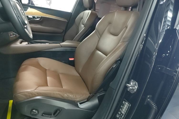 Used Volvo XC90 2020 T6 Zhiyi Luxury 7-Seater Left Front Seat