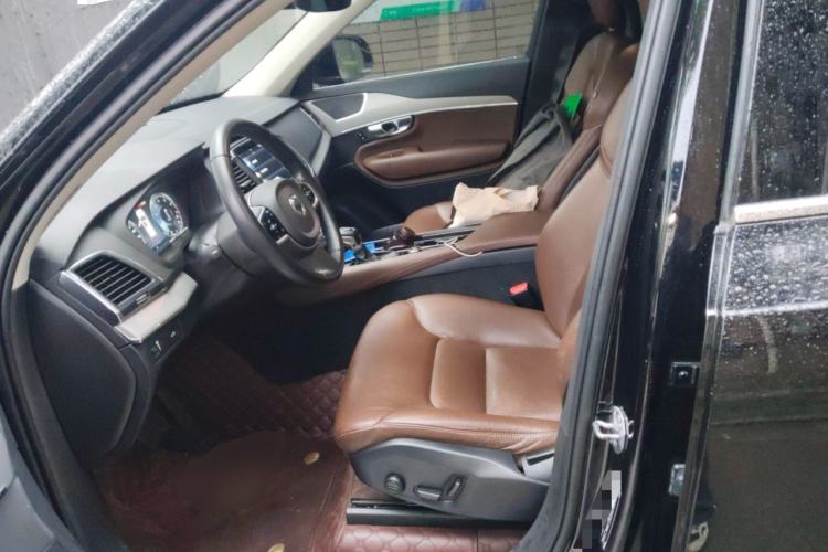 Used Volvo XC90 2020 T5 Smart Drive Luxury Edition 5 Seats Left Front Seat