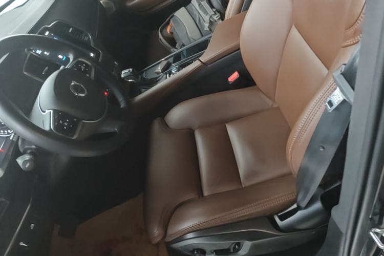Used Volvo XC90 2020 Facelifted T6 Zhiya Luxury 7-Seater Left Front Seat