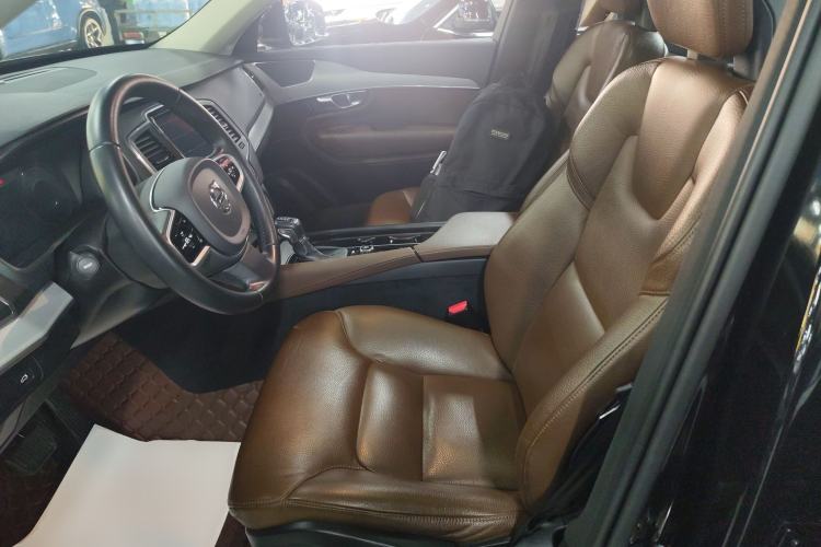 Used Volvo XC90 2020 T5 Smart Drive Luxury Edition 5 Seats Left Front Seat