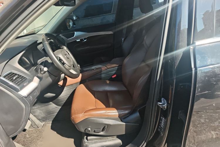 Used Volvo XC90 2020 T5 SmartDrive Luxury 7-Seater Left Front Seat