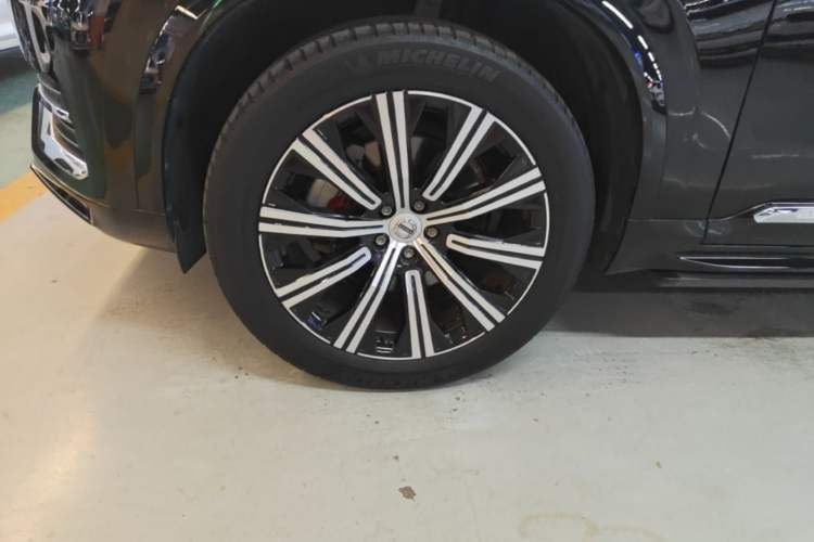 Used Volvo XC90 2020 Facelifted T6 Zhiyi Luxury 7-Seater Left Front Wheel Hub