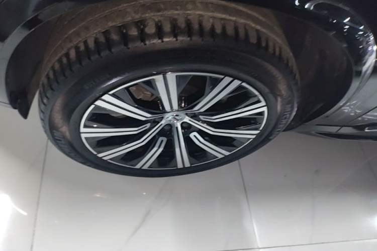 Used Volvo XC90 2020 Facelifted T6 Zhiyi Luxury 7-Seater Left Front Wheel Hub
