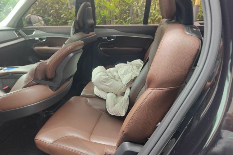 Used Volvo XC90 2020 T5 SmartDrive Luxury 7-Seater Left Rear Seat