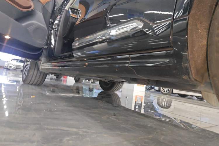Used Volvo XC90 2020 T6 Zhiyi Luxury 7-Seater Left Side Sill