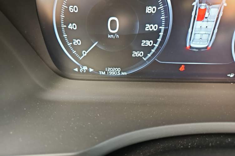 Used Volvo XC90 2020 Facelifted T6 Zhiya Luxury 7-Seater Odometer Close Up