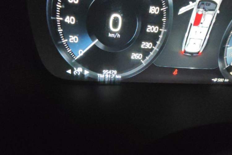 Used Volvo XC90 2020 T6 Zhiyi Luxury 7-Seater Odometer Close Up