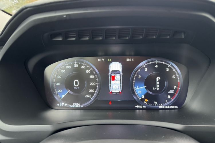 Used Volvo XC90 2020 Facelifted T6 Zhiya Luxury 7-Seater Odometer Close Up