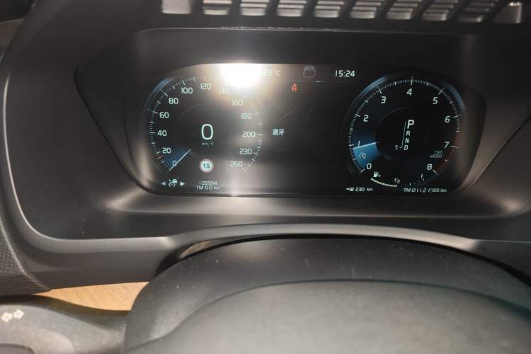 Used Volvo XC90 2020 T6 Zhiyi Luxury 7-Seater Odometer Close Up