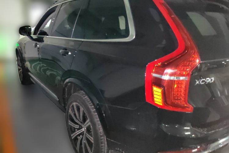 Used Volvo XC90 2020 Facelifted T6 Zhiyi Luxury 7-Seater Rear Left 45 Deg