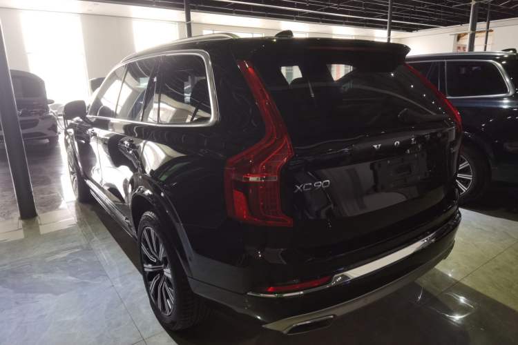 Used Volvo XC90 2020 T6 Zhiya Luxury 7-Seater Rear Left 45 Deg