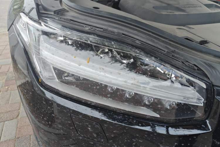 Used Volvo XC90 2020 T6 Zhiyi Luxury 7-Seater Right Front Headlight