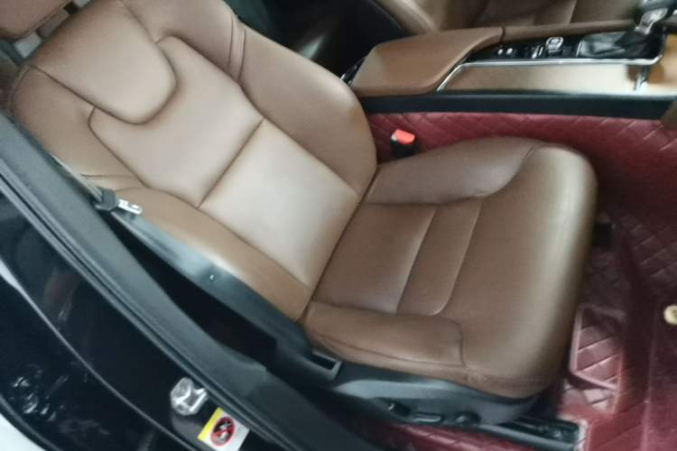 Used Volvo XC90 2020 Facelifted T6 Zhiyi Luxury 7-Seater Right Front Seat