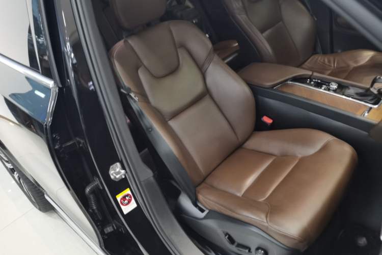 Used Volvo XC90 2020 Facelifted T6 Zhiyi Luxury 7-Seater Right Front Seat