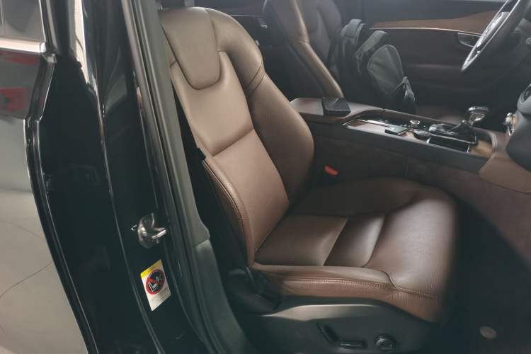 Used Volvo XC90 2020 Facelifted T6 Zhiyi Luxury 7-Seater Right Front Seat