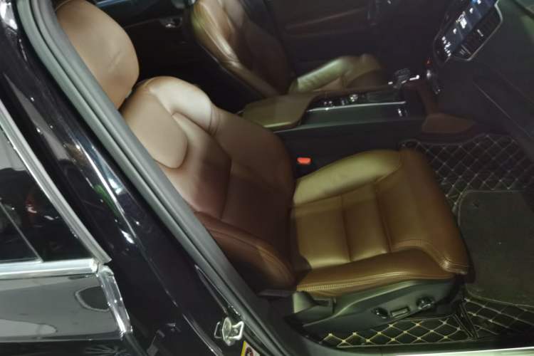 Used Volvo XC90 2020 T6 Zhiya Luxury 7-Seater Right Front Seat