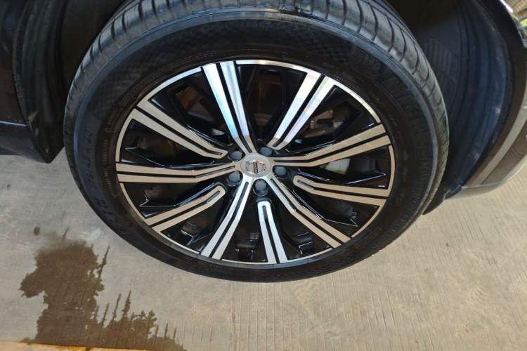 Used Volvo XC90 2020 Facelift T6 Zhiya Sport Edition 7-Seater Right Front Wheel Hub