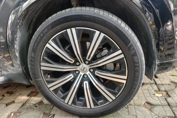 Used Volvo XC90 2020 T6 Zhiyi Luxury 7-Seater Right Front Wheel Hub