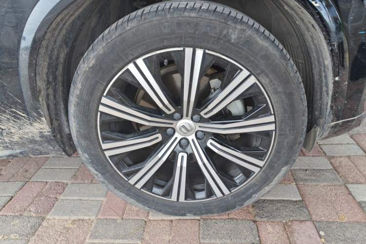 Used Volvo XC90 2020 T6 Zhiyi Luxury 7-Seater Right Front Wheel Hub