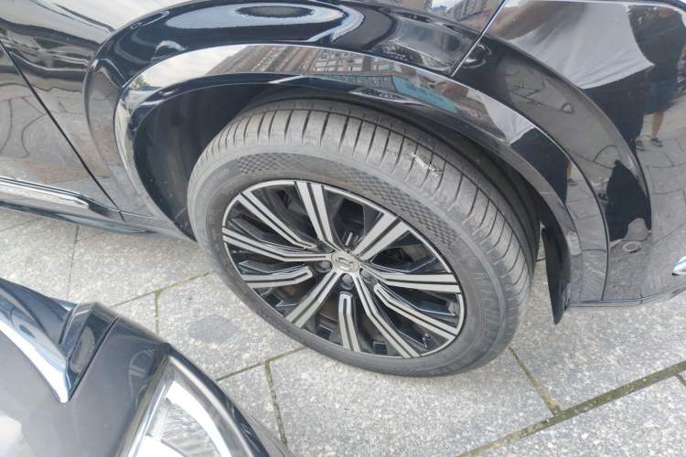 Used Volvo XC90 2020 T6 Zhiya Luxury 7-Seater Right Front Wheel Hub