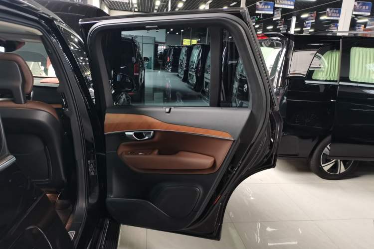 Used Volvo XC90 2020 Facelifted T6 Zhiyi Luxury 7-Seater Right Rear Door Interior