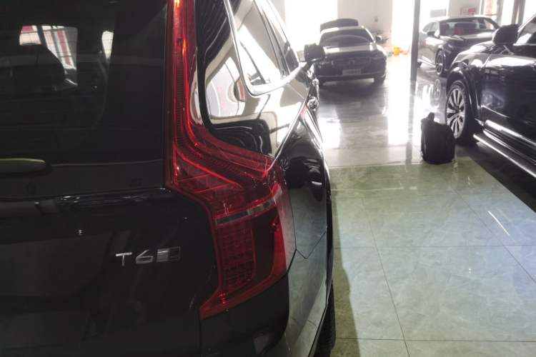 Used Volvo XC90 2020 T6 Zhiya Luxury 7-Seater Right Rear Taillight