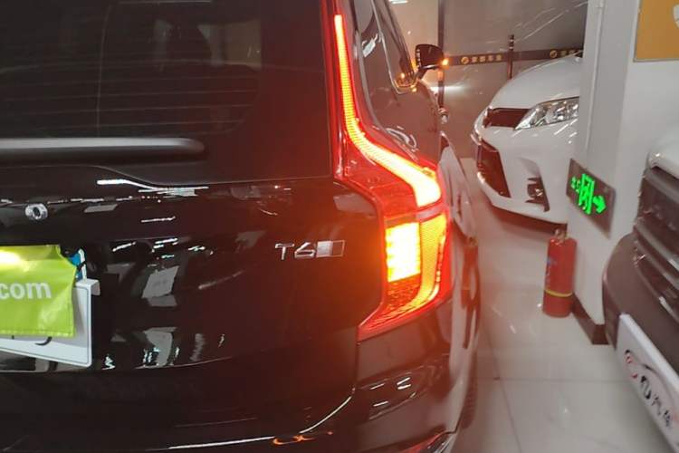 Used Volvo XC90 2020 Facelifted T6 Zhiyi Luxury 7-Seater Right Rear Taillight