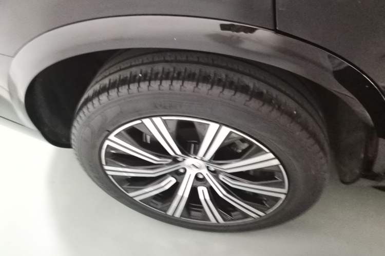 Used Volvo XC90 2020 Facelifted T6 Zhiyi Luxury 7-Seater Right Rear Wheel Hub
