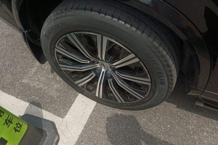 Used Volvo XC90 2020 Facelifted T6 Zhiyi Luxury 7-Seater Right Rear Wheel Hub