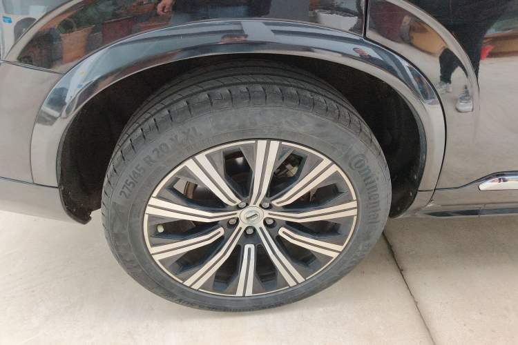 Used Volvo XC90 2020 T5 SmartDrive Luxury 7-Seater Right Rear Wheel Hub
