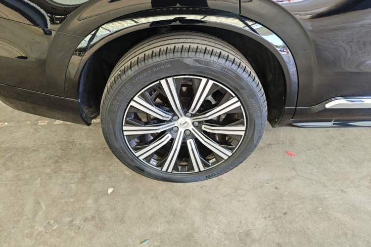 Used Volvo XC90 2020 Facelifted T6 Zhiyi Luxury 7-Seater Right Rear Wheel Hub