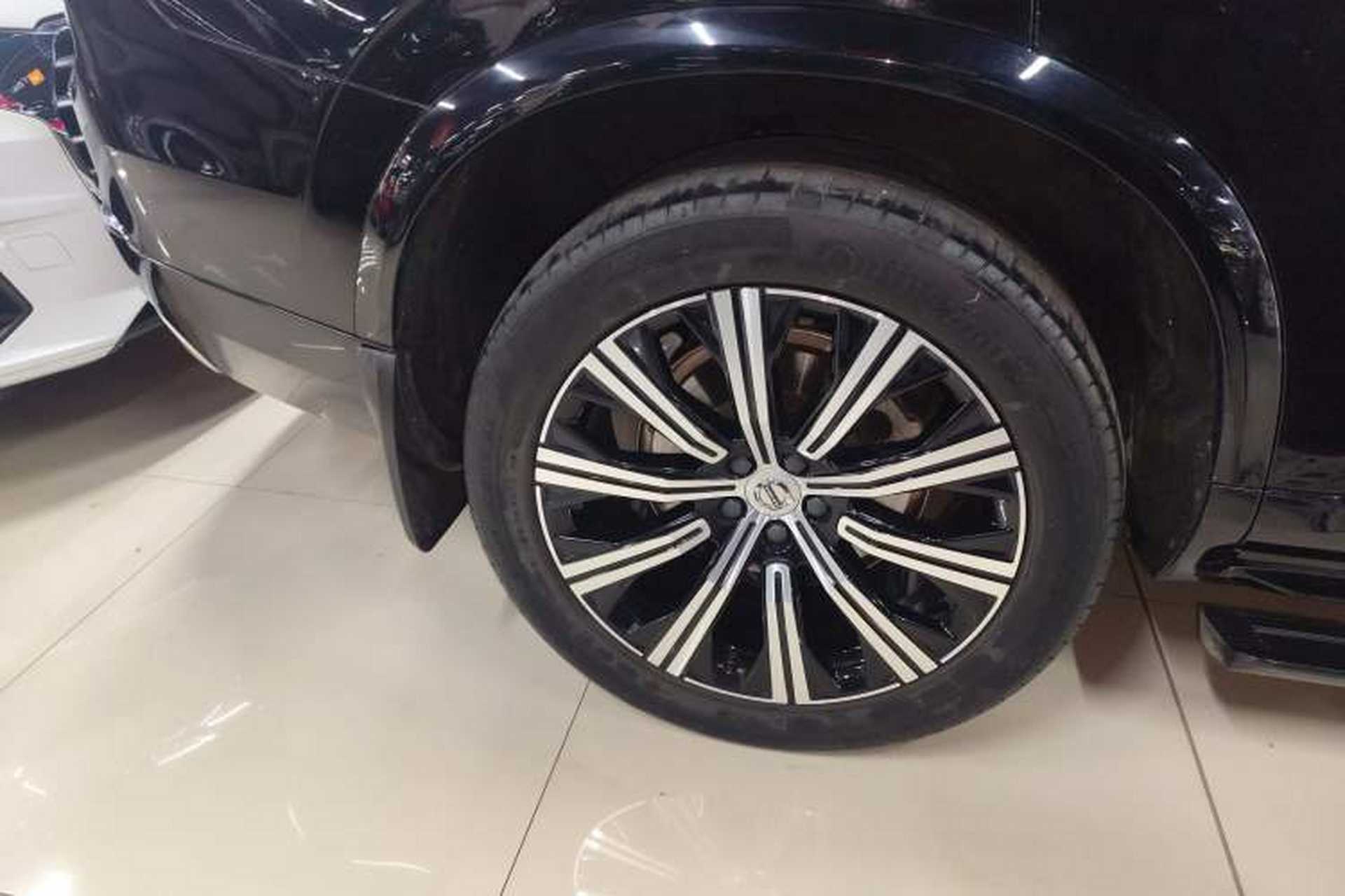 Used Volvo XC90 2020 T5 Smart Drive Luxury Edition 5 Seats Right Rear Wheel Hub