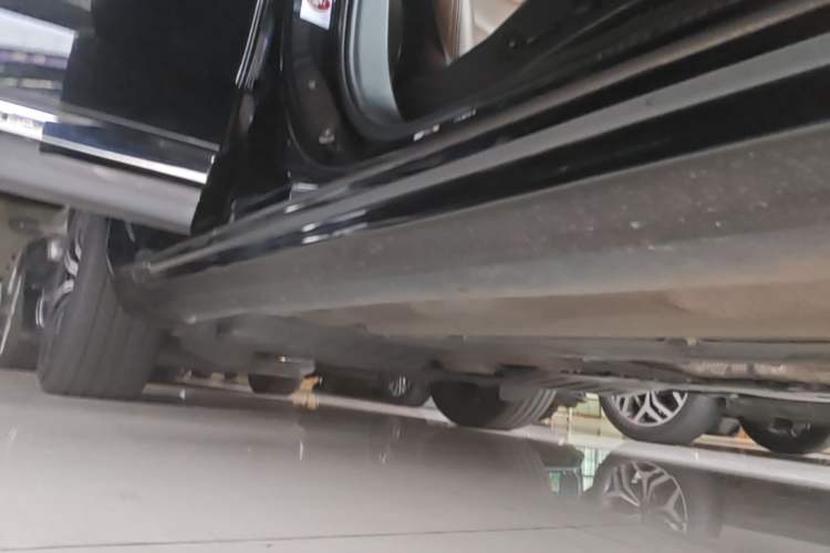Used Volvo XC90 2020 Facelifted T6 Zhiya Luxury 7-Seater Right Side Sill